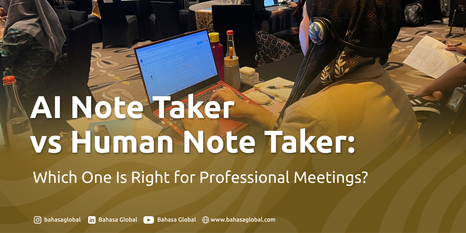 Read more about the article AI Note Taker vs. Human Note Taker:  Which One Is Right for Professional Meetings?